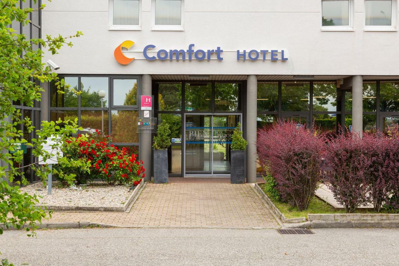 Comfort Hotel Aeroport Lyon St Exupery Colombier-Saugnieu Exterior foto